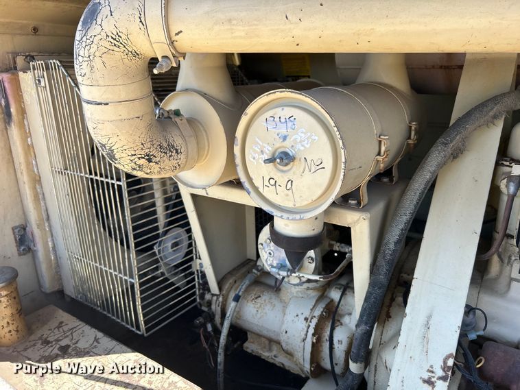 image for item DO1019 Ingersoll Rand 185 air compressor
