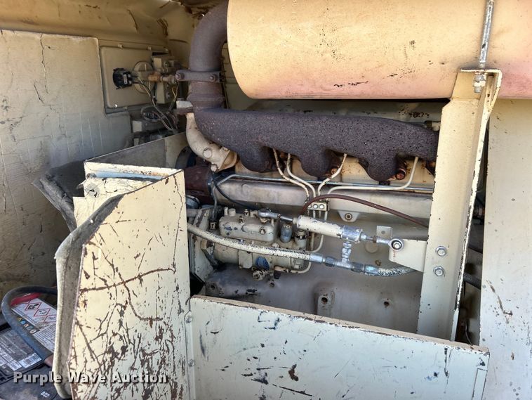 image for item DO1019 Ingersoll Rand 185 air compressor