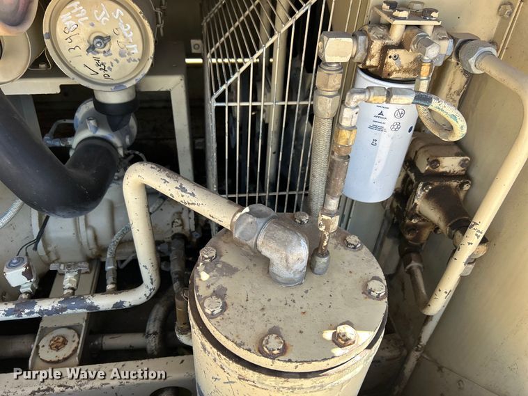 image for item DO1019 Ingersoll Rand 185 air compressor