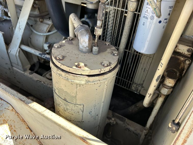 image for item DO1019 Ingersoll Rand 185 air compressor