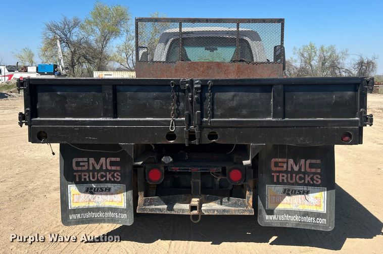 image for item DO1023 2006 GMC C5500 dump flatbed truck