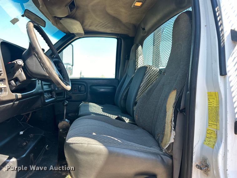 image for item DO1023 2006 GMC C5500 dump flatbed truck