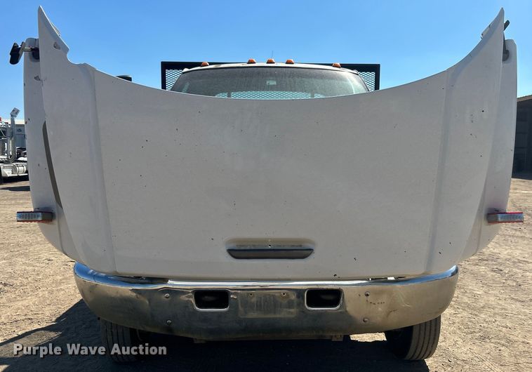 image for item DO1023 2006 GMC C5500 dump flatbed truck