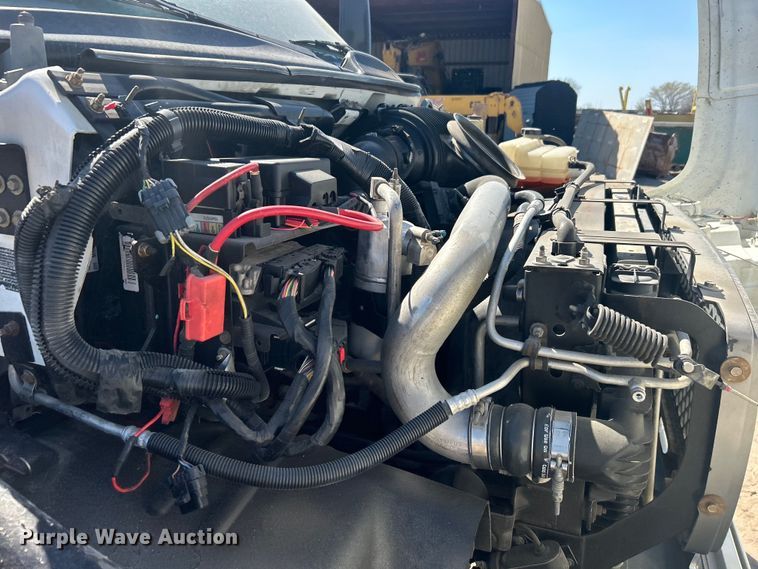 image for item DO1023 2006 GMC C5500 dump flatbed truck