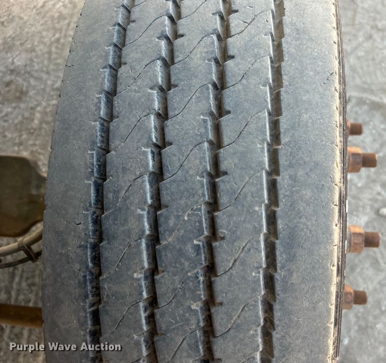 image for item DO1023 2006 GMC C5500 dump flatbed truck