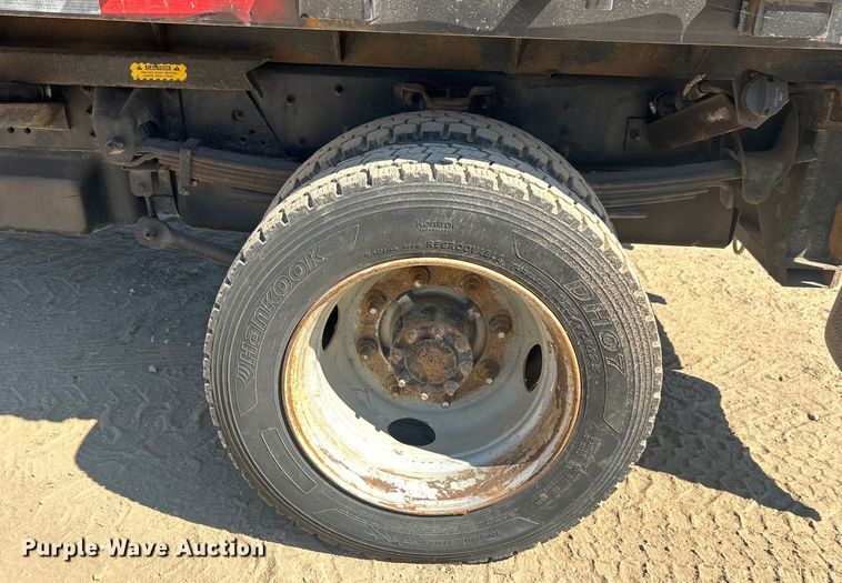 image for item DO1023 2006 GMC C5500 dump flatbed truck