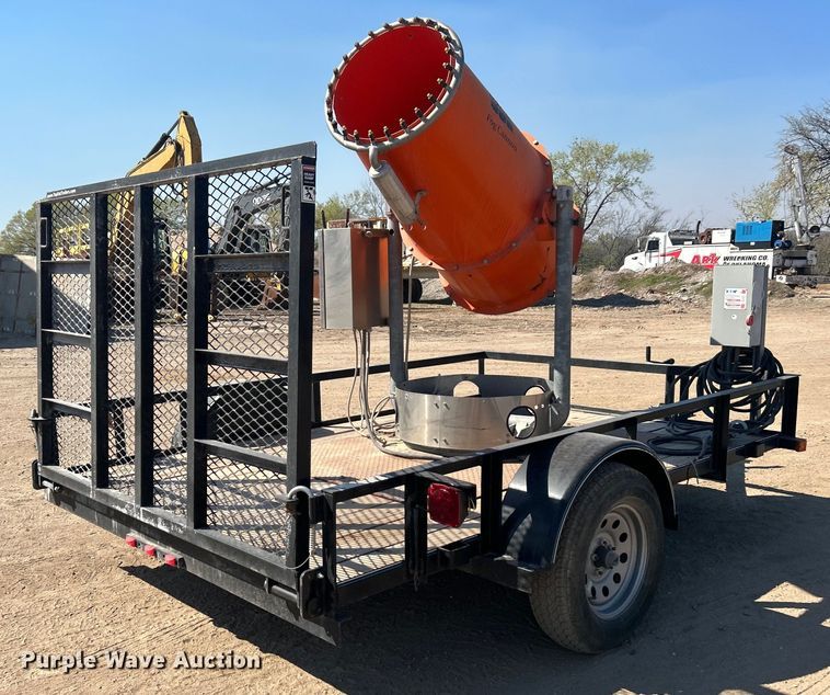 image for item DO1027 2017 Top Hat Industries utility trailer with dust management system 