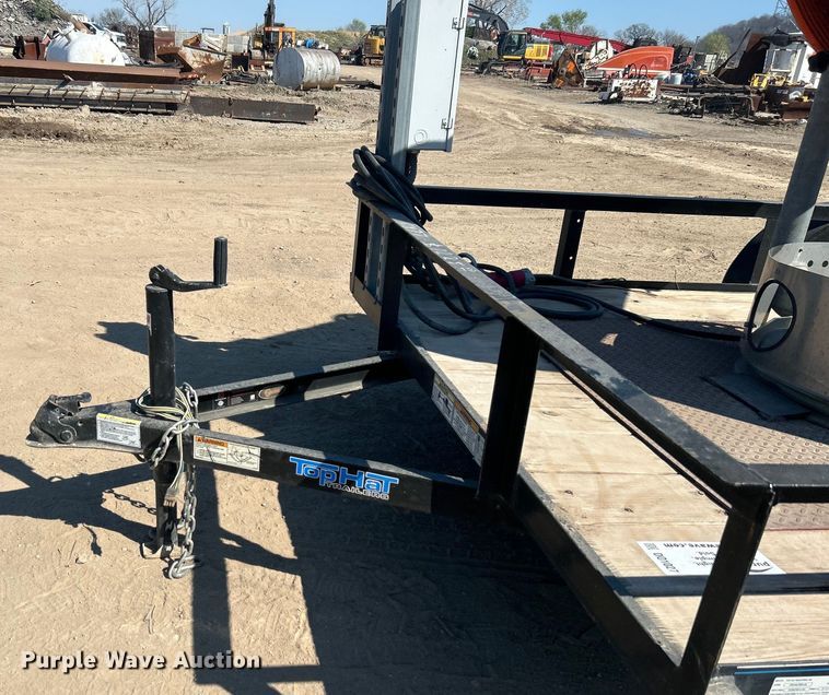 image for item DO1027 2017 Top Hat Industries utility trailer with dust management system 