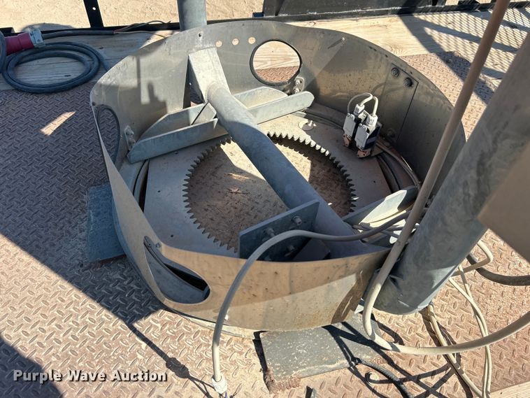 image for item DO1027 2017 Top Hat Industries utility trailer with dust management system 