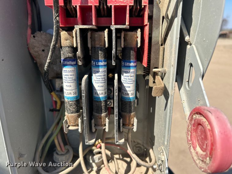 image for item DO1027 2017 Top Hat Industries utility trailer with dust management system 