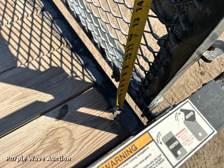 image for item DO1027 2017 Top Hat Industries utility trailer with dust management system 