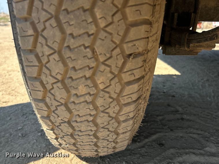 image for item DO1027 2017 Top Hat Industries utility trailer with dust management system 