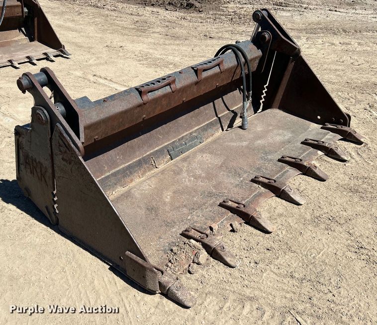 image for item DO1031 4-in1 skid steer bucket