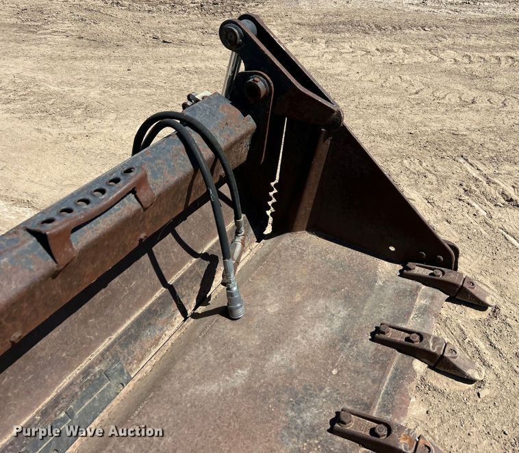 image for item DO1031 4-in1 skid steer bucket