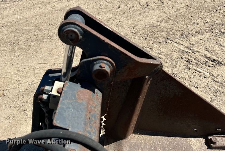 image for item DO1031 4-in1 skid steer bucket