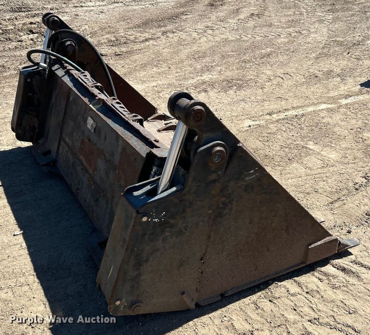 image for item DO1032 4-in1 skid steer bucket