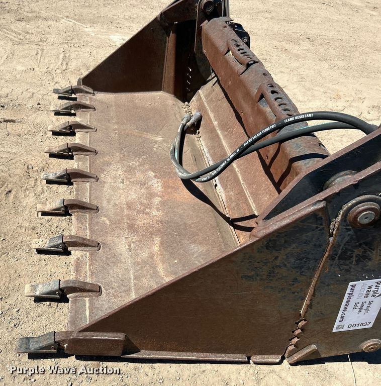 image for item DO1032 4-in1 skid steer bucket