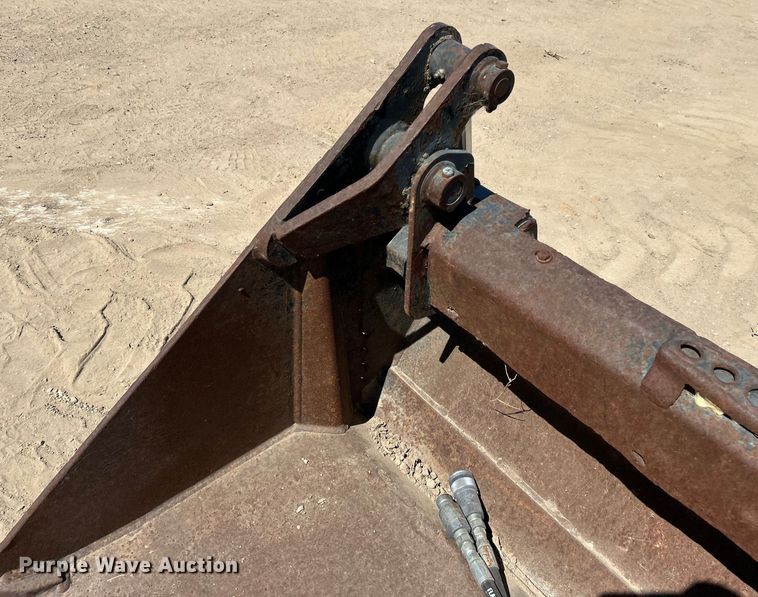 image for item DO1032 4-in1 skid steer bucket