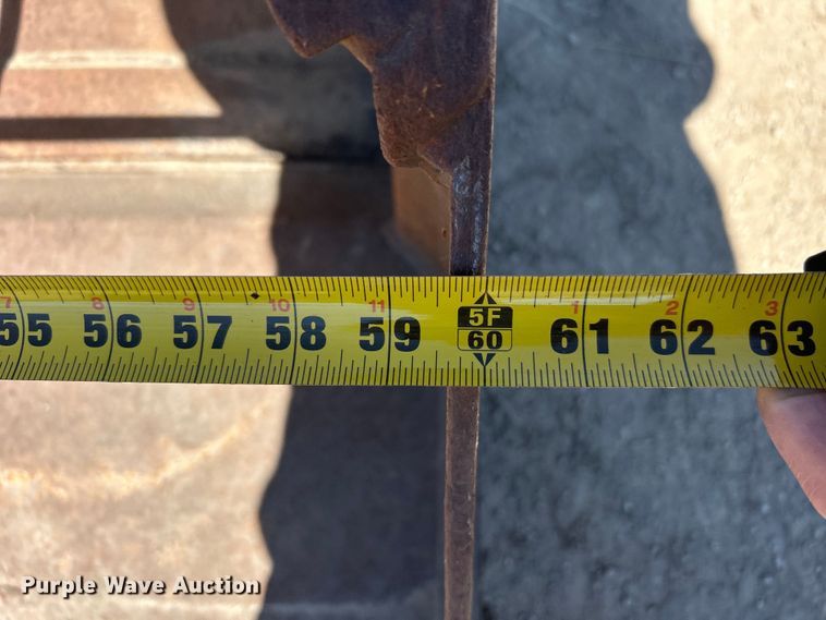 image for item DO1032 4-in1 skid steer bucket