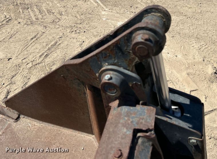 image for item DO1032 4-in1 skid steer bucket