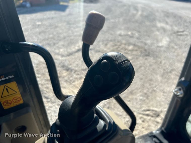 image for item DO1039 2016 Case CX80C mini excavator