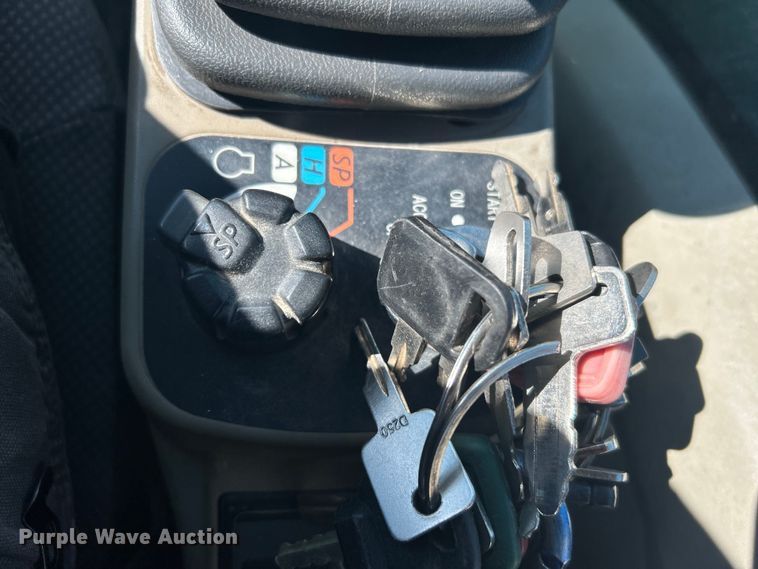 image for item DO1039 2016 Case CX80C mini excavator