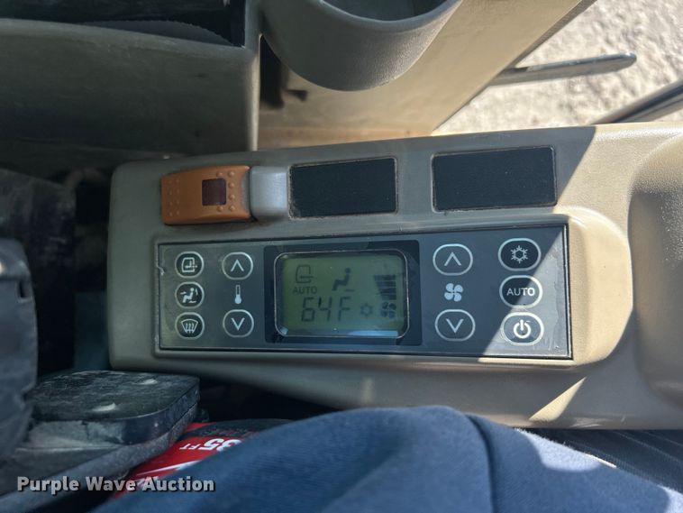 image for item DO1039 2016 Case CX80C mini excavator