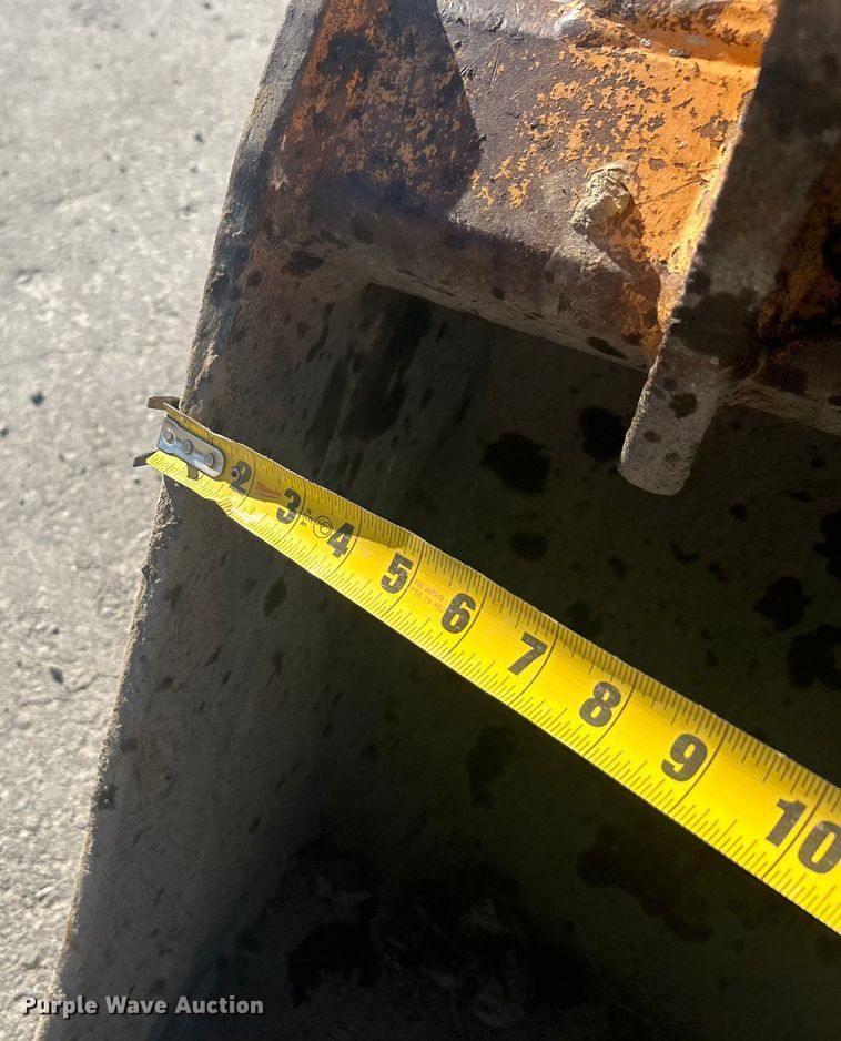 image for item DO1040 2016 Case CX80C mini excavator