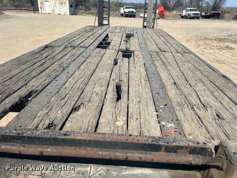 image for item DO1041 2010 Kaufman equipment trailer