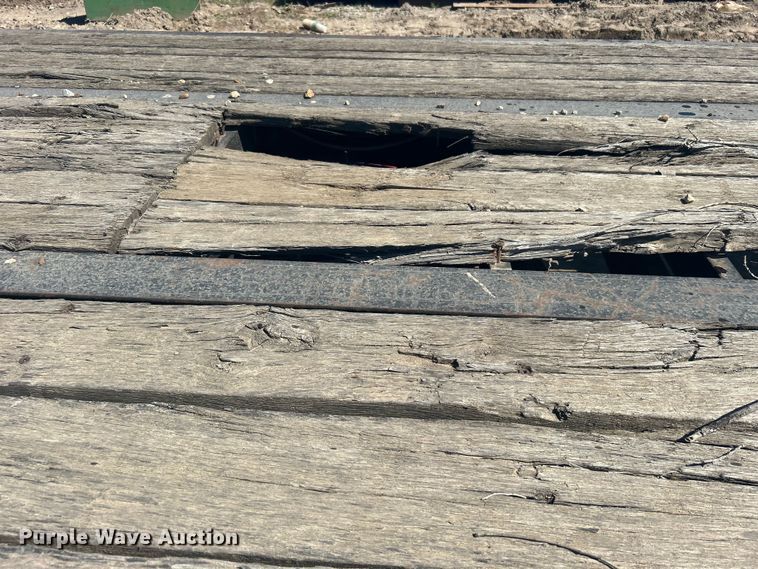 image for item DO1041 2010 Kaufman equipment trailer