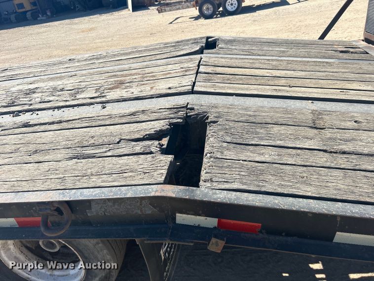 image for item DO1041 2010 Kaufman equipment trailer