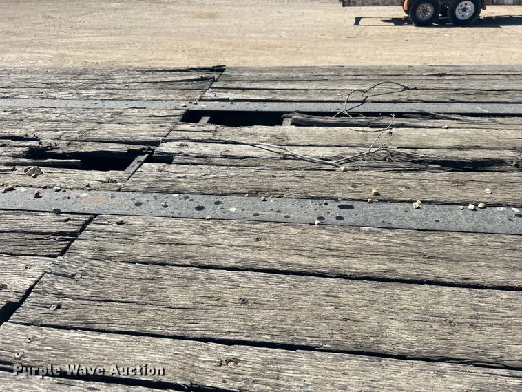 image for item DO1041 2010 Kaufman equipment trailer