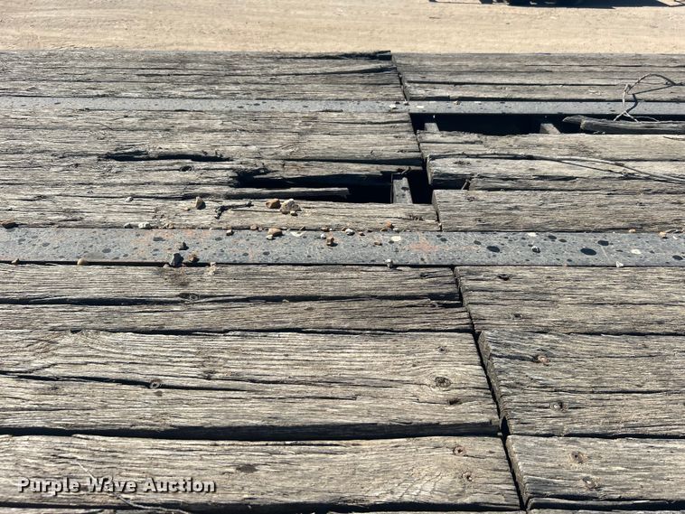 image for item DO1041 2010 Kaufman equipment trailer