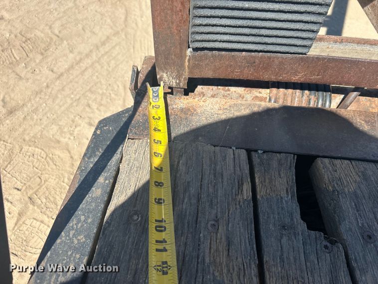 image for item DO1041 2010 Kaufman equipment trailer