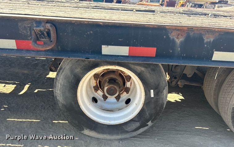 image for item DO1041 2010 Kaufman equipment trailer