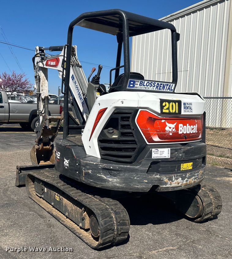 image for item DO1042 2022 Bobcat  E42 mini excavator