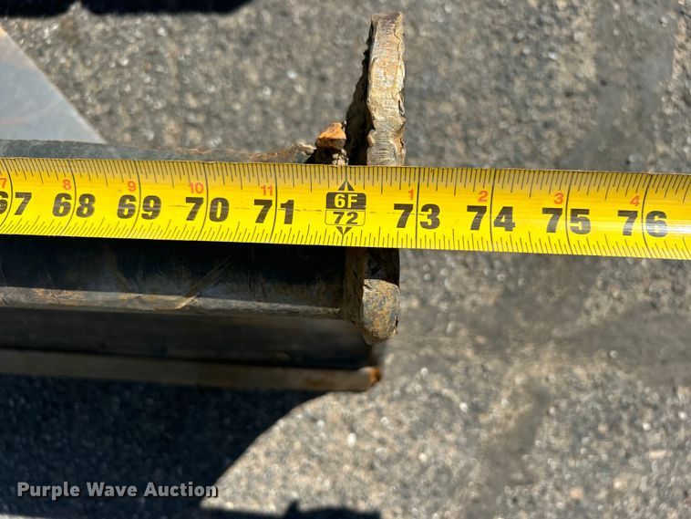 image for item DO1042 2022 Bobcat  E42 mini excavator