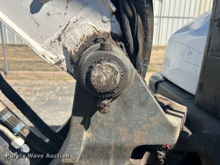 image for item DO1042 2022 Bobcat  E42 mini excavator