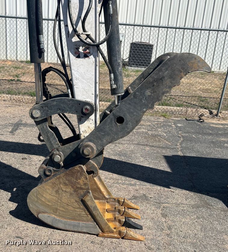 image for item DO1042 2022 Bobcat  E42 mini excavator