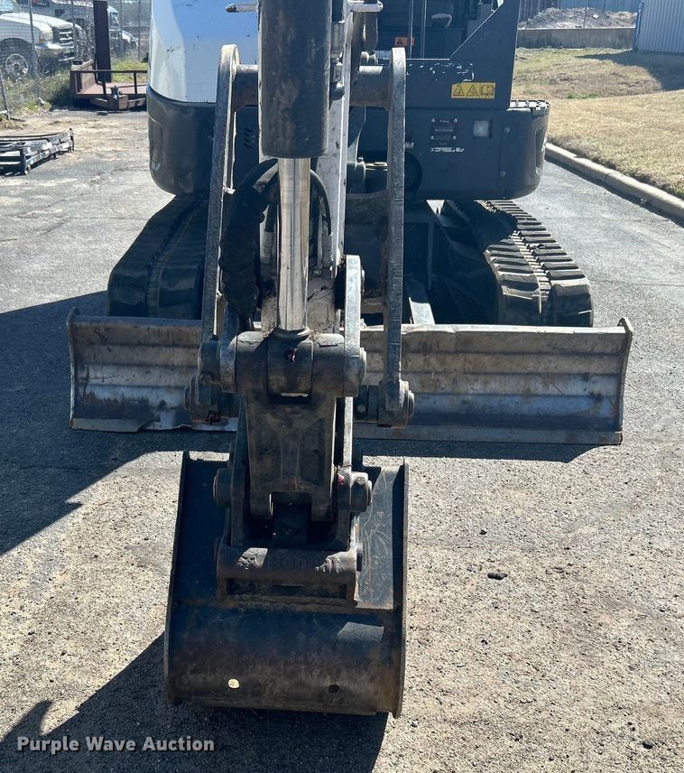 image for item DO1042 2022 Bobcat  E42 mini excavator
