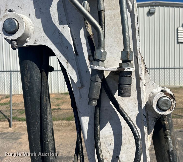 image for item DO1042 2022 Bobcat  E42 mini excavator