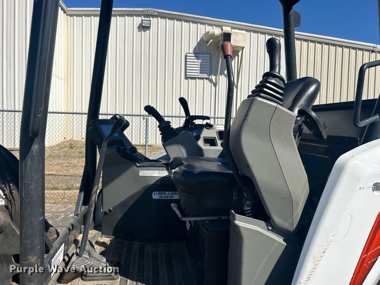 image for item DO1042 2022 Bobcat  E42 mini excavator