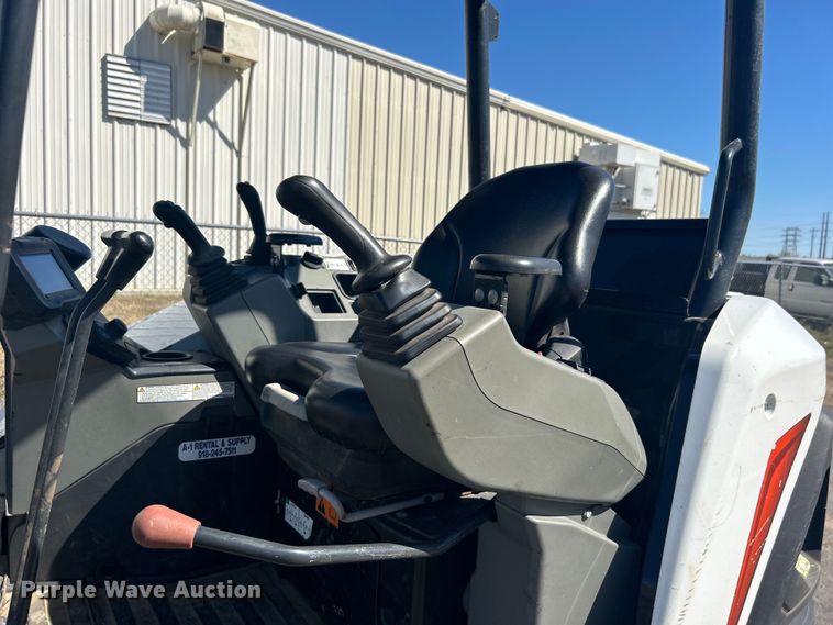 image for item DO1042 2022 Bobcat  E42 mini excavator