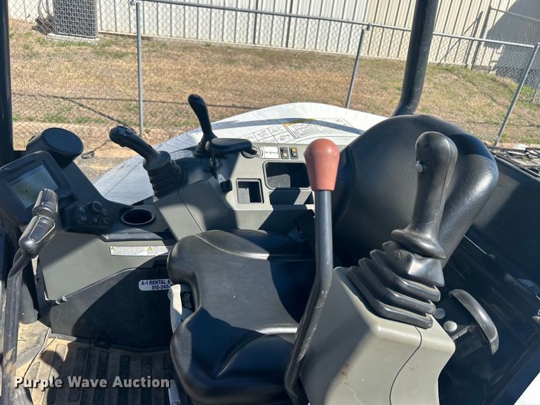 image for item DO1042 2022 Bobcat  E42 mini excavator