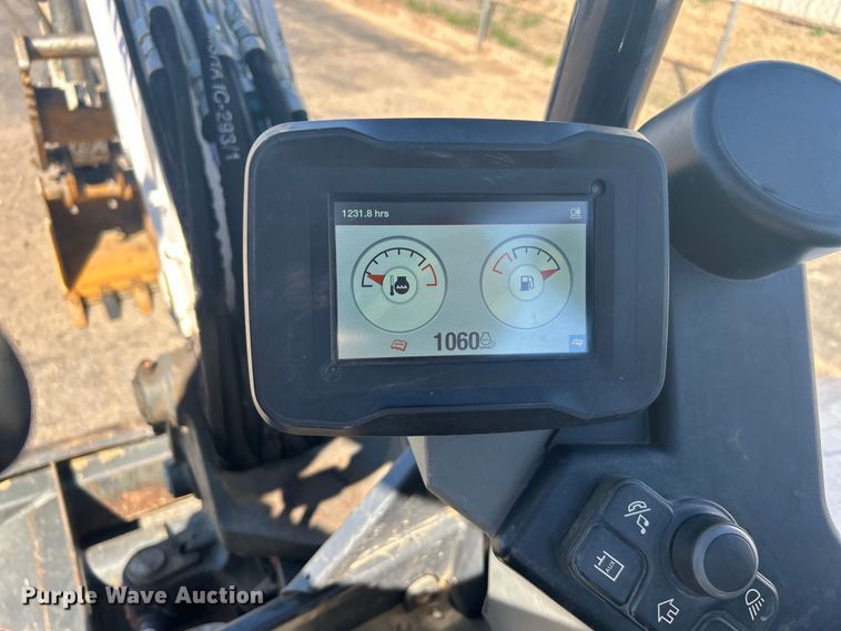 image for item DO1042 2022 Bobcat  E42 mini excavator