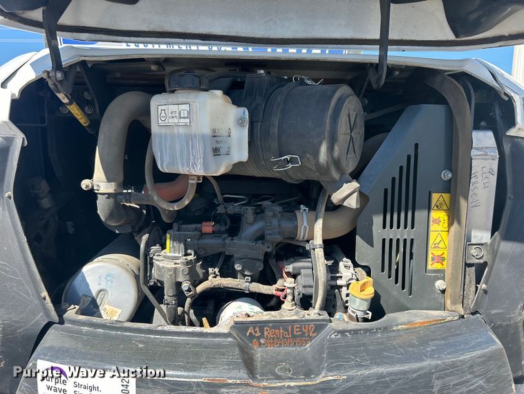 image for item DO1042 2022 Bobcat  E42 mini excavator