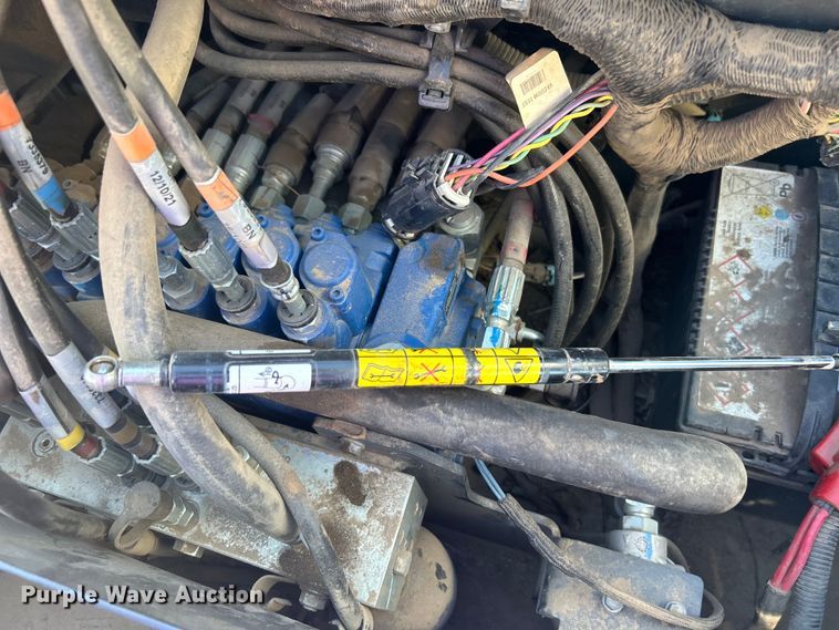 image for item DO1042 2022 Bobcat  E42 mini excavator