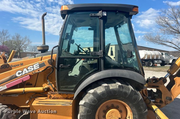 image for item DO1044 2003 Case 580 Super M backhoe