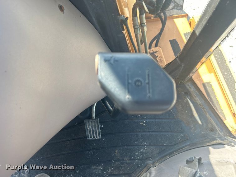 image for item DO1044 2003 Case 580 Super M backhoe