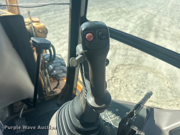 image for item DO1044 2003 Case 580 Super M backhoe